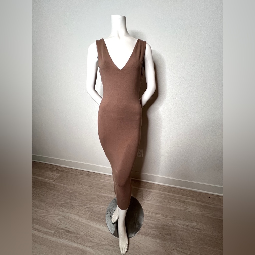 Meshki latte or Tan color body con dress L